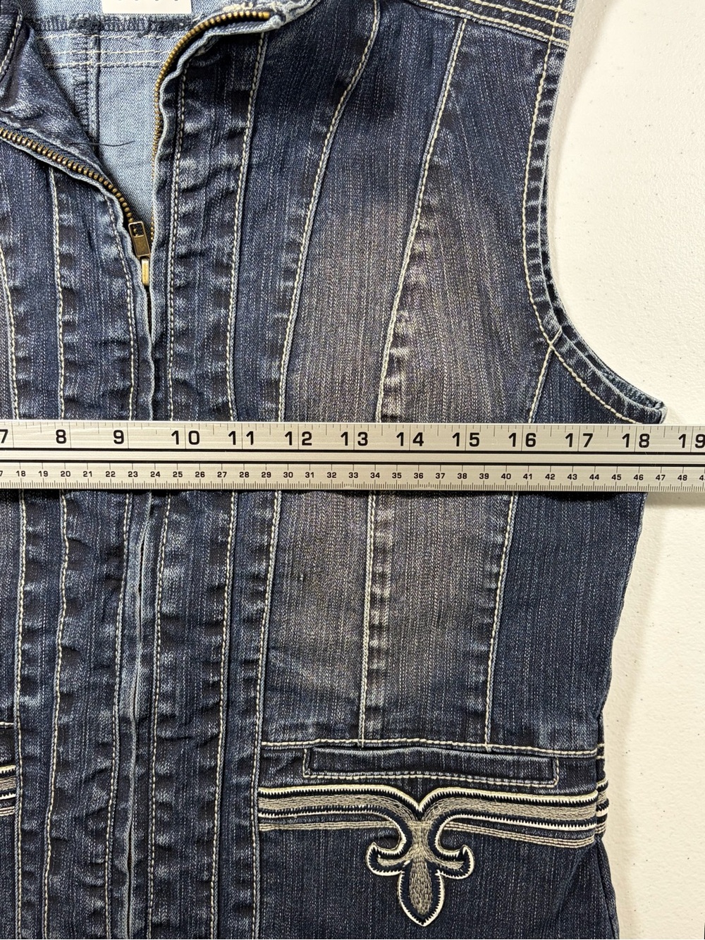 ETHYL Vintage Denim Zip-Front Vest with Fleur de lis Embroidery (4) - Picture 3 of 5